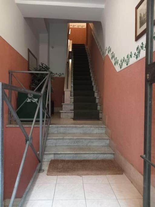 Una Stanza Privata Vicino Al Vaticano. Pensión Roma